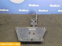 Кронштейн насоса системы AdBlue